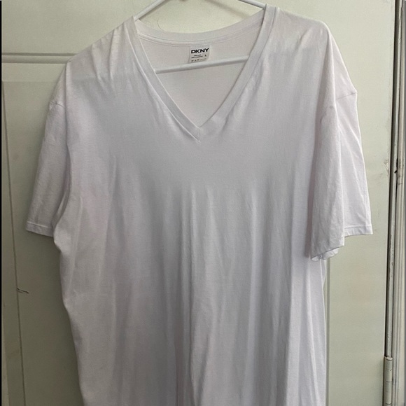 White T-Shirt - Picture 1 of 2